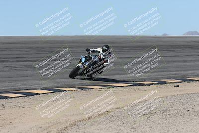 media/Oct-13-2025-Moto Forza (Mon) [[a66d839500]]/4-C Group/Session 2 (Bowl)/